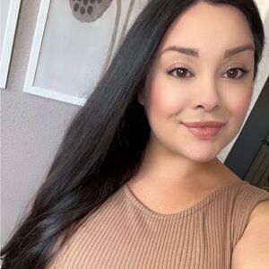 Meet your Posher, Cindy